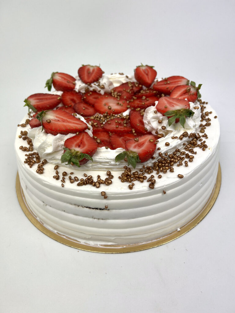 Tarta de Fresas con nata